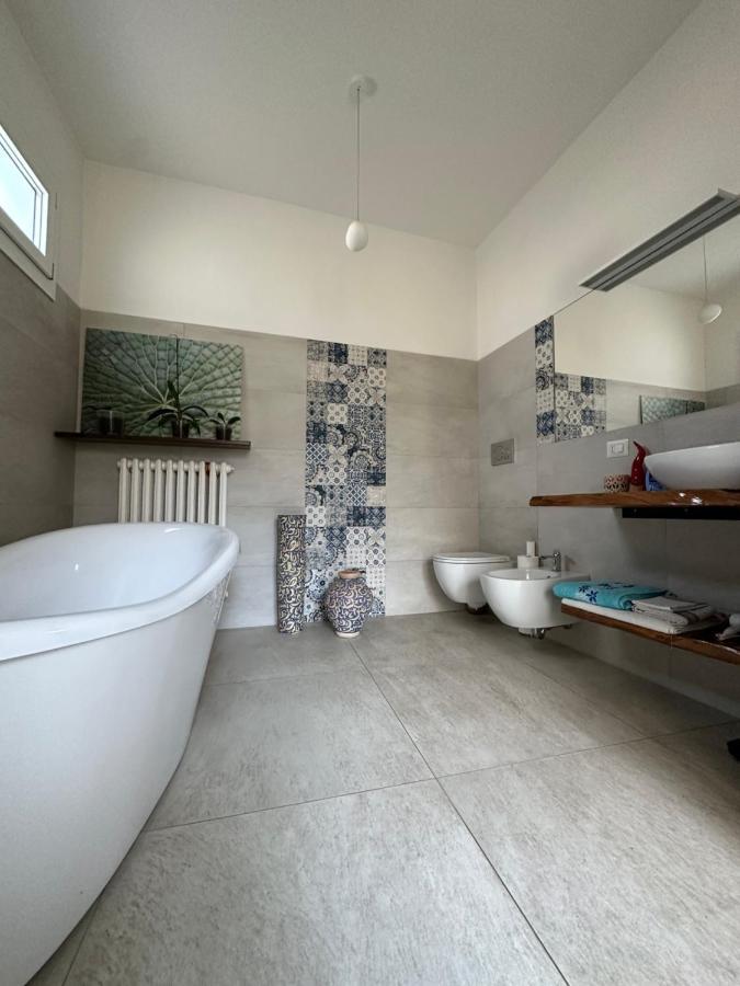 Charming Apt With Baroque View - Lecce Buitenkant foto